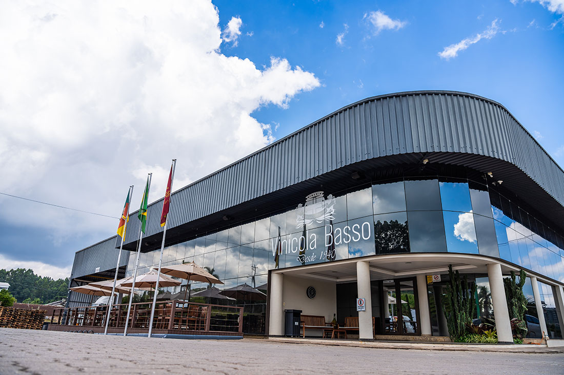 Instalações-Vinícola-Basso1